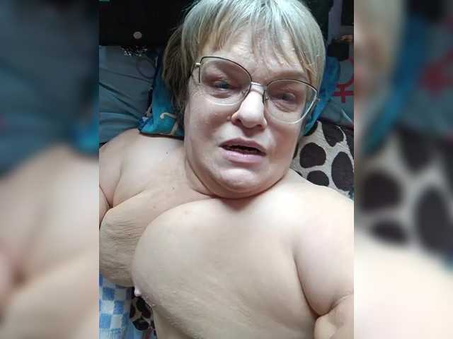 LLIyJluk live webcam show