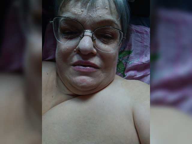 LLIyJluk live cam on BongaCams