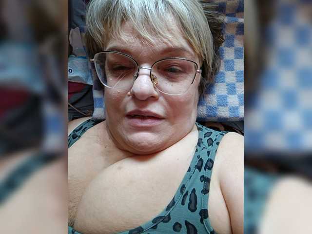 LLIyJluk live webcam show