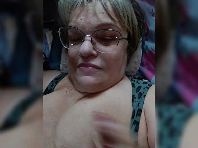 LLIyJluk live webcam show
