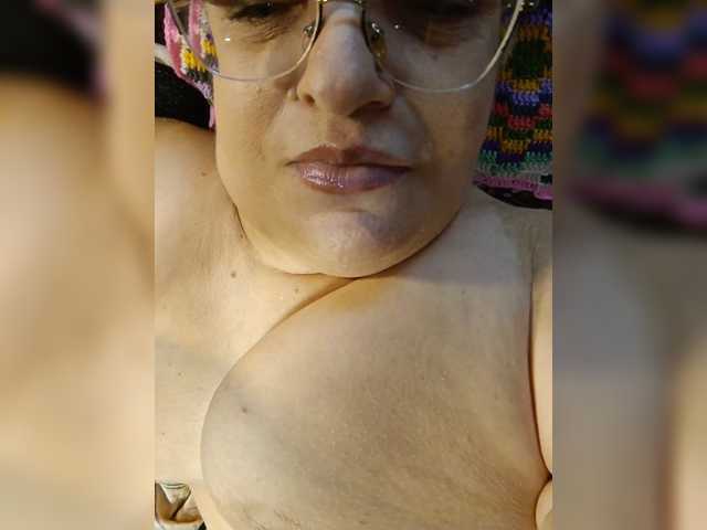 LLIyJluk, live now on BongaCams