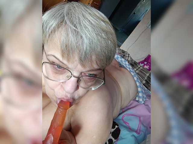 LLIyJluk live webcam show