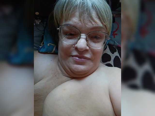 LLIyJluk live webcam show