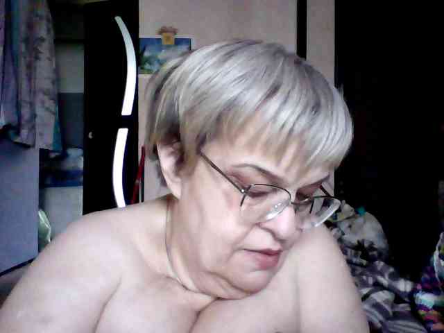 LLIyJluk webcam