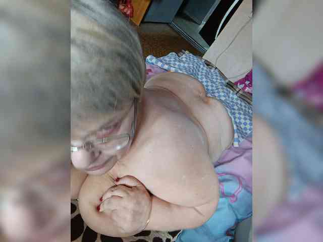 LLIyJluk webcam