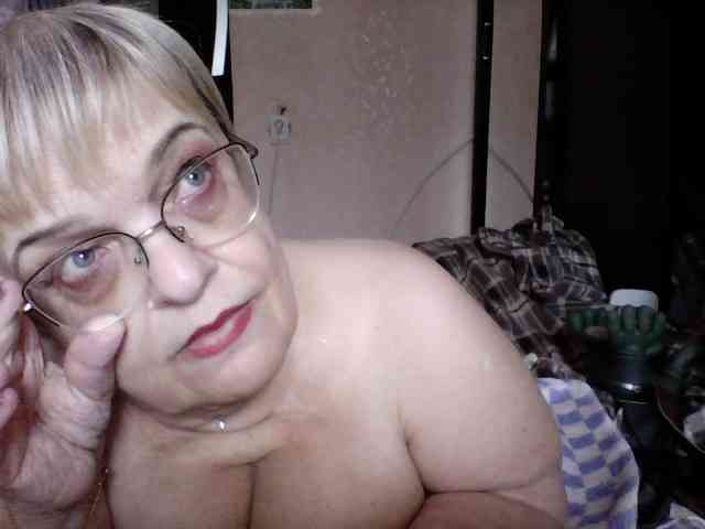 LLIyJluk webcam