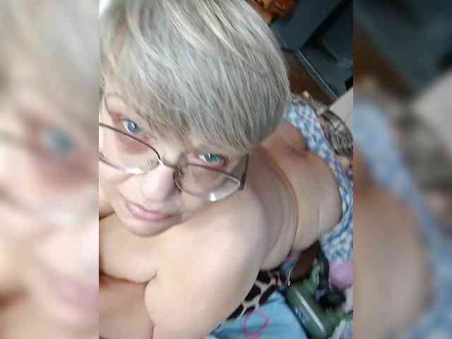 LLIyJluk webcam