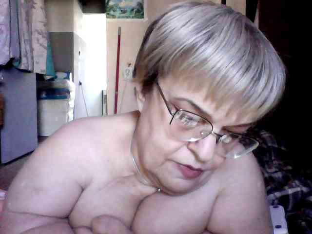 LLIyJluk webcam