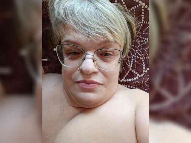 LLIyJluk Live Webcam on BongaCams