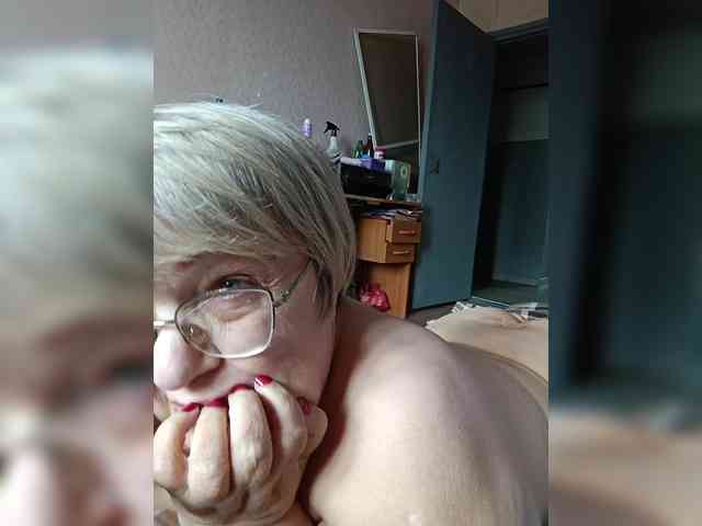 LLIyJluk webcam