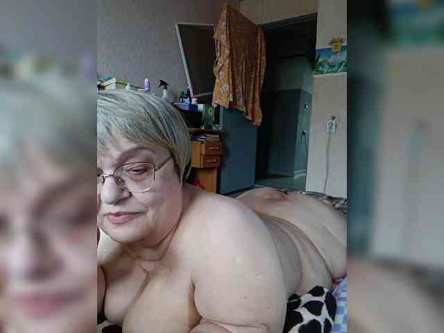 LLIyJluk webcam