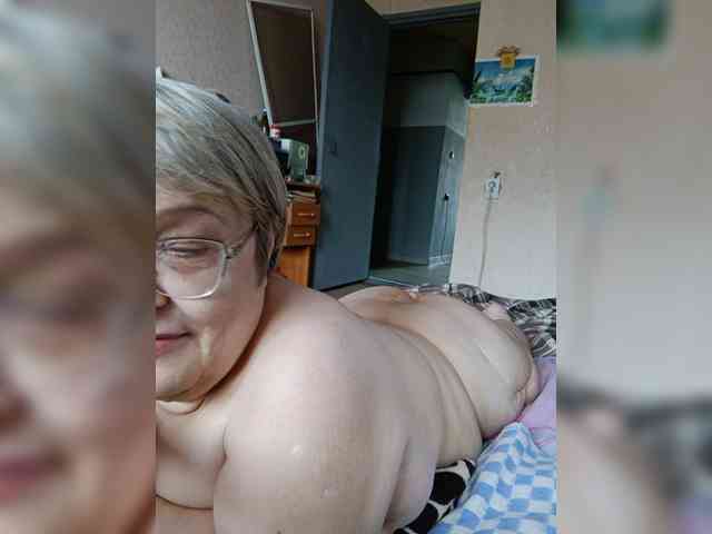 LLIyJluk webcam