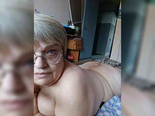 LLIyJluk webcam