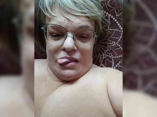 LLIyJluk Live Webcam on BongaCams