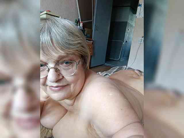 LLIyJluk webcam