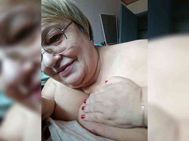 LLIyJluk webcam
