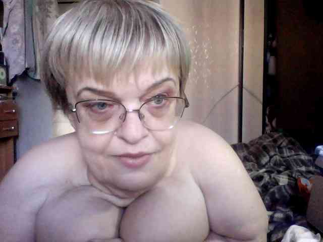 LLIyJluk webcam