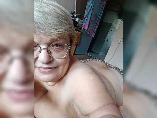 LLIyJluk webcam