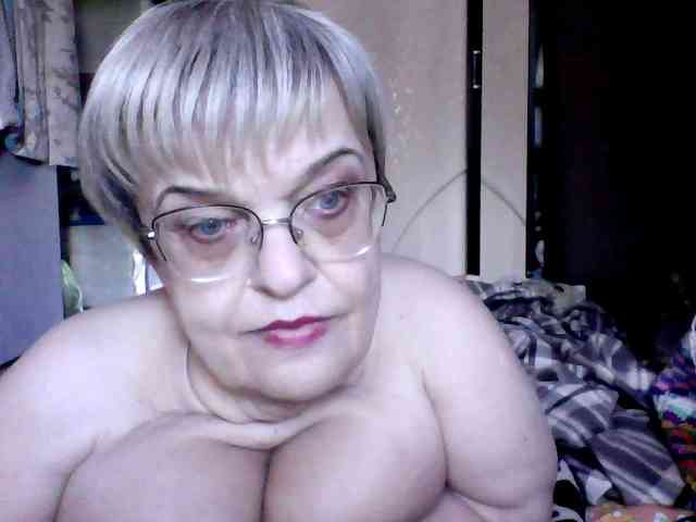 LLIyJluk webcam