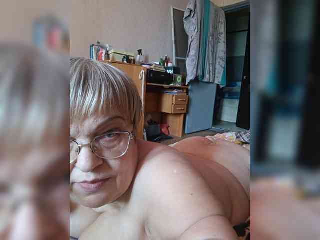 LLIyJluk webcam