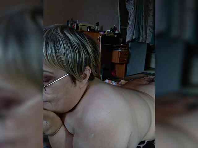 LLIyJluk webcam