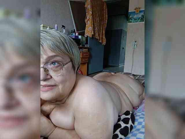 LLIyJluk webcam
