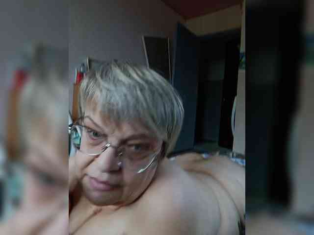 LLIyJluk webcam