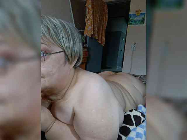 LLIyJluk webcam