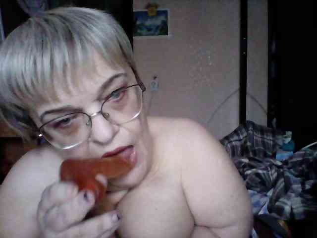 LLIyJluk webcam