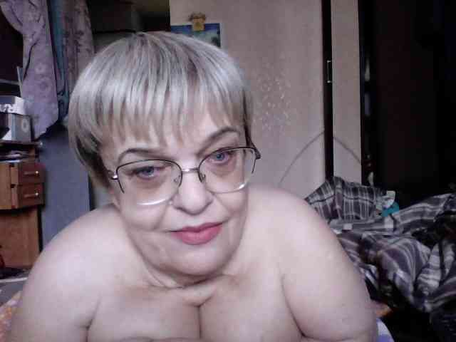 LLIyJluk webcam