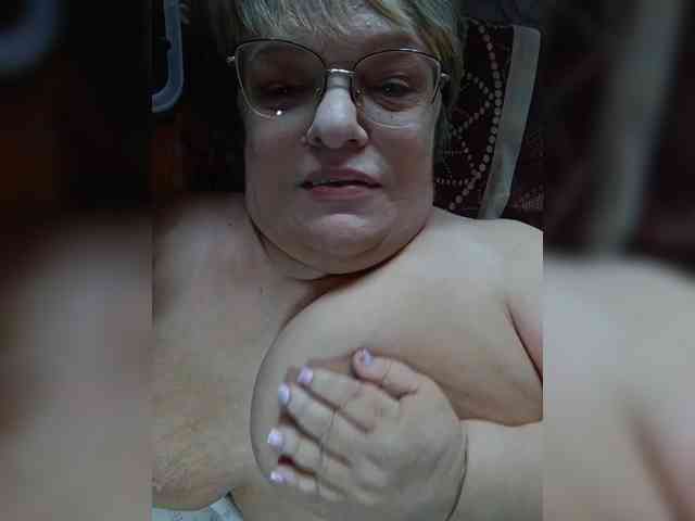 LLIyJluk webcam