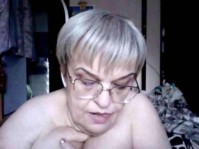 LLIyJluk webcam