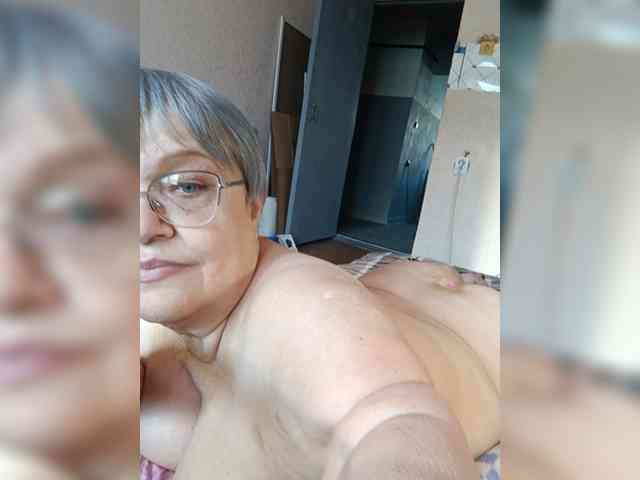 LLIyJluk webcam