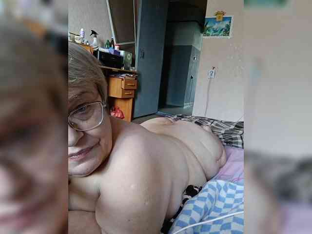 LLIyJluk webcam
