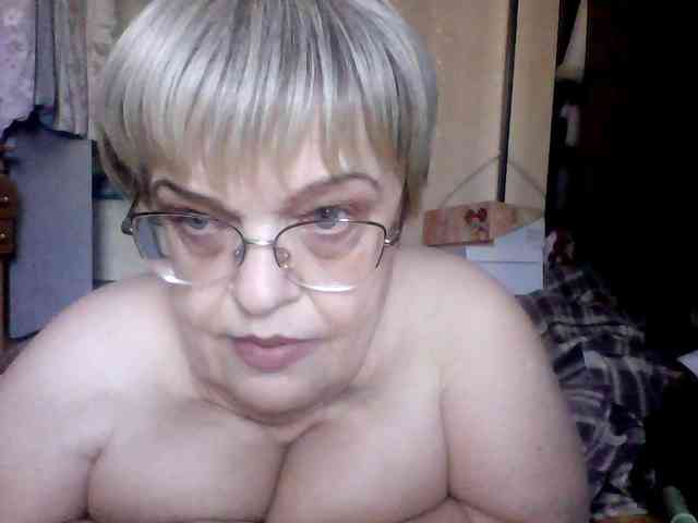 LLIyJluk webcam