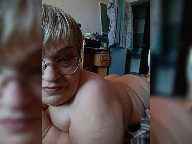 LLIyJluk webcam