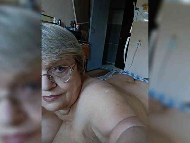 LLIyJluk webcam