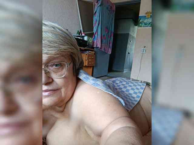 LLIyJluk webcam