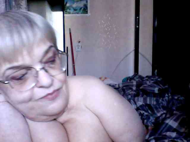 LLIyJluk webcam