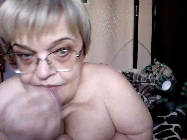 LLIyJluk webcam