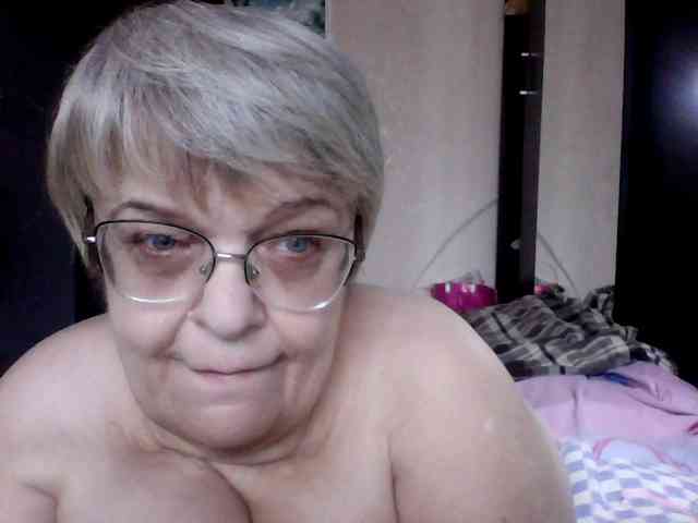 LLIyJluk webcam