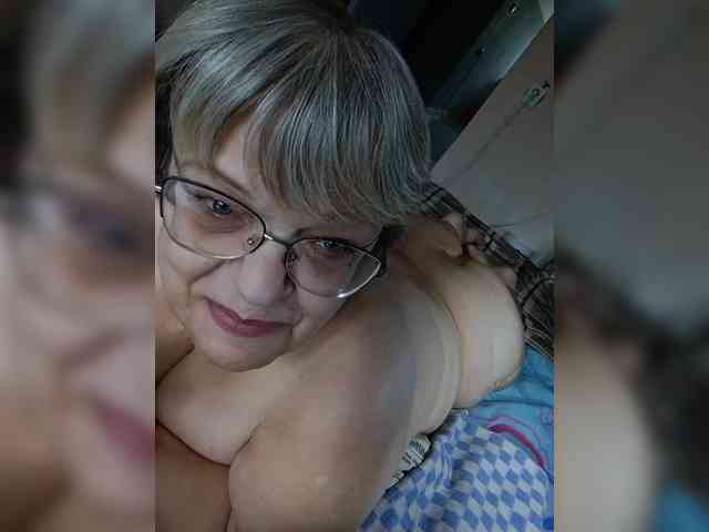 LLIyJluk webcam