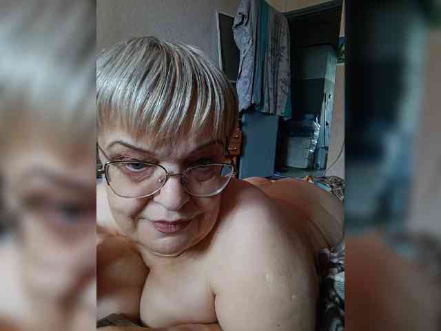 LLIyJluk webcam