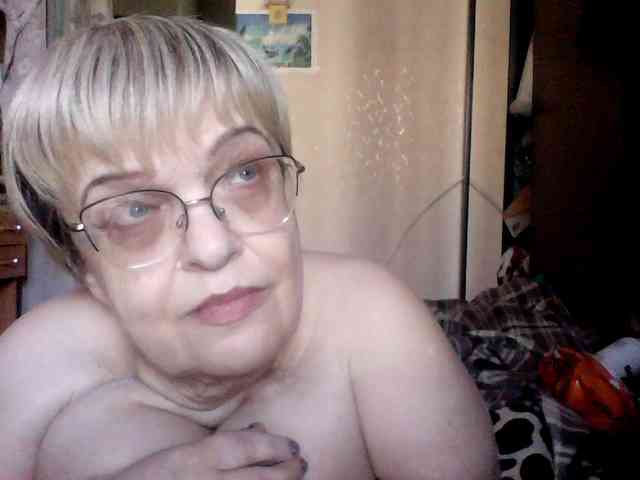 LLIyJluk webcam