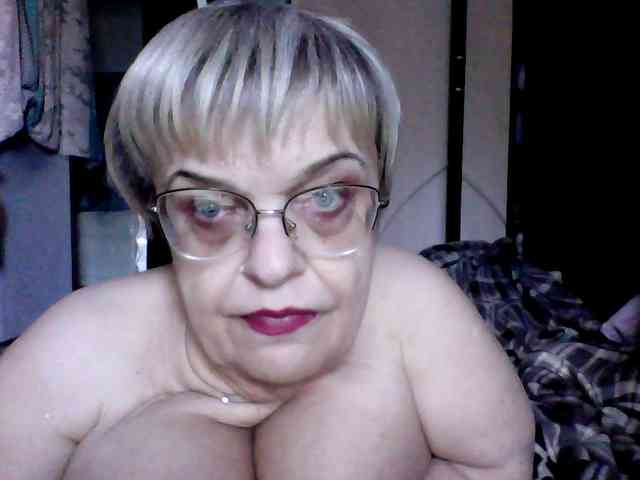 LLIyJluk webcam