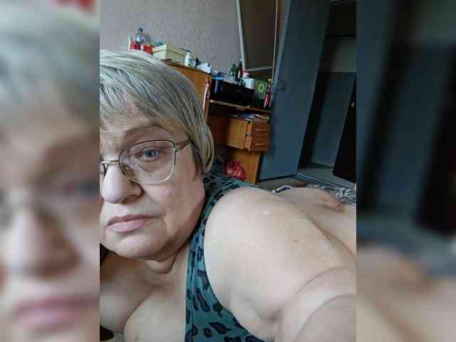 LLIyJluk webcam