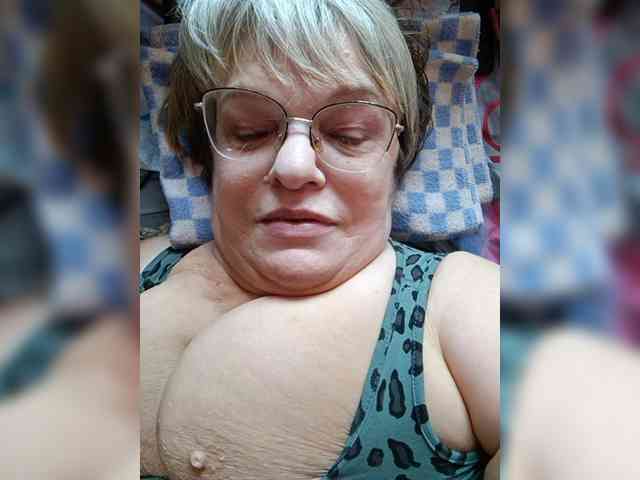 LLIyJluk webcam