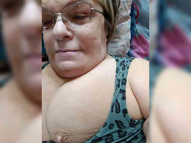 LLIyJluk webcam