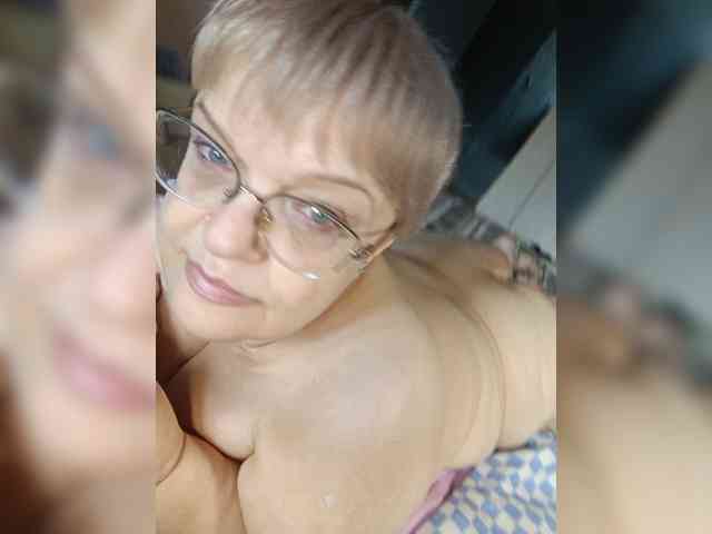 LLIyJluk webcam