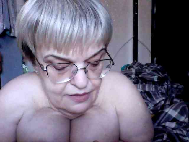 LLIyJluk webcam